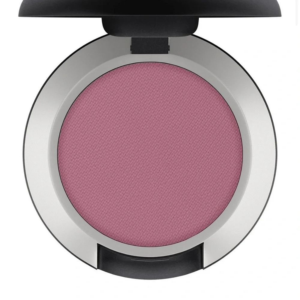 M•A•C POWDER KISS EYESHADOW VARIOUS COLORS